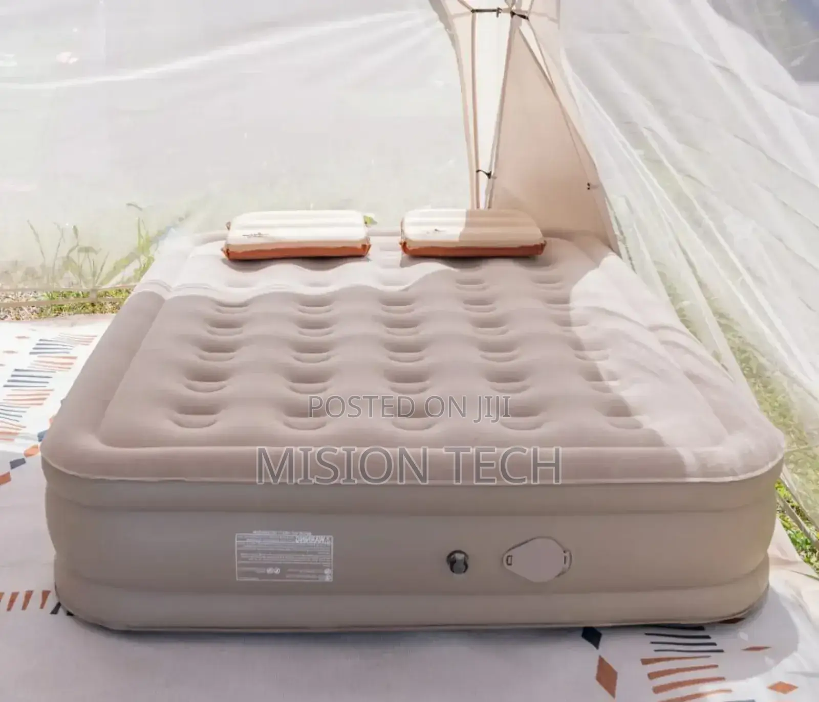 *Inflatable Queen Size Airbed Mattress With in Built Pump* 