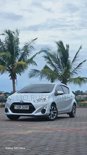 Toyota Aqua 2017 White