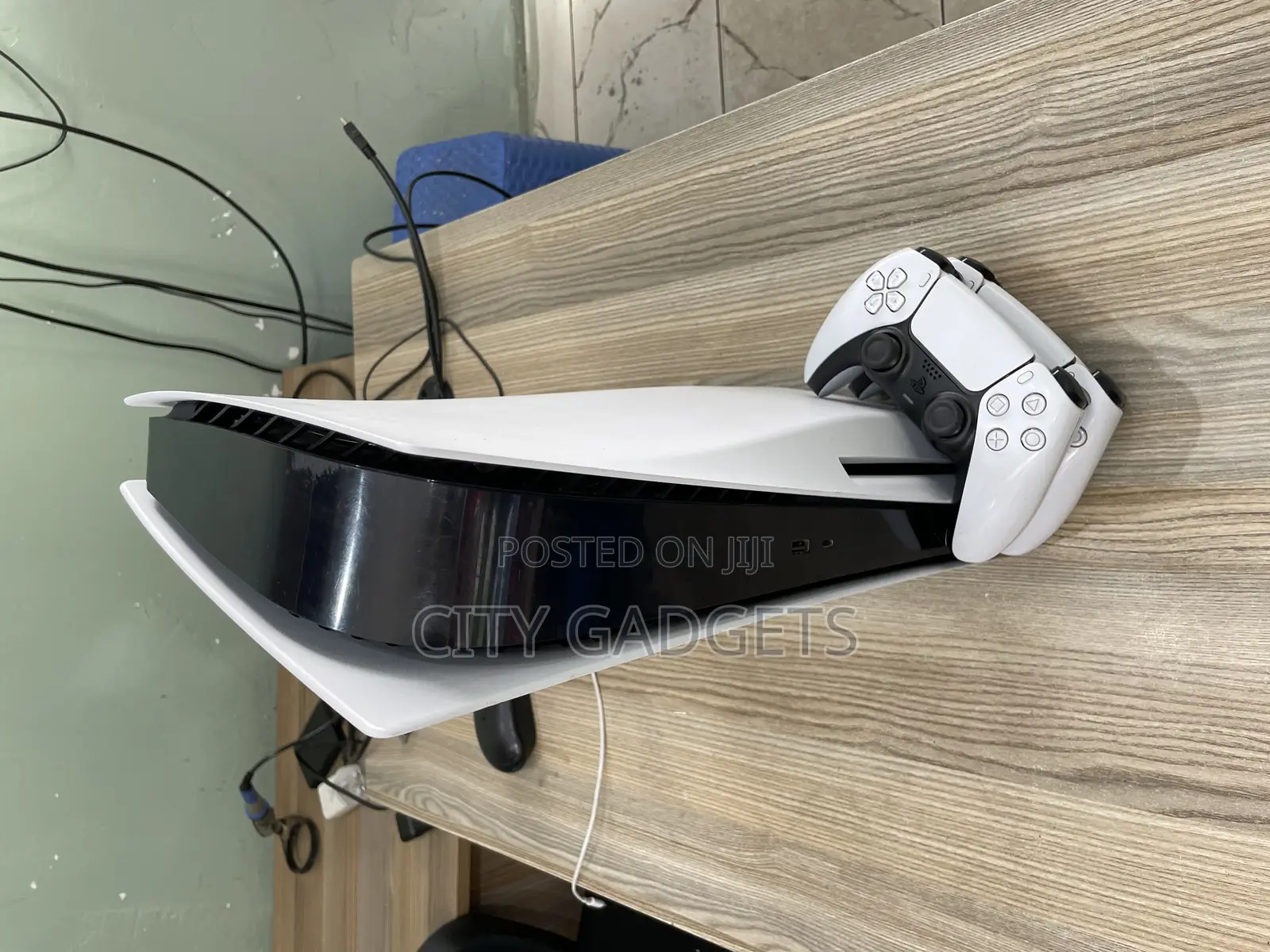 Preowned Playstation 5 With Two Pads