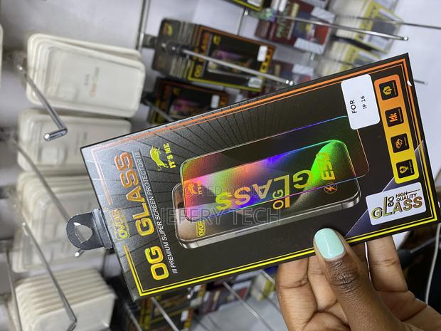 Techgear Og Tempered Glass Screen Protector for iPhone 16 - thumbnail 2