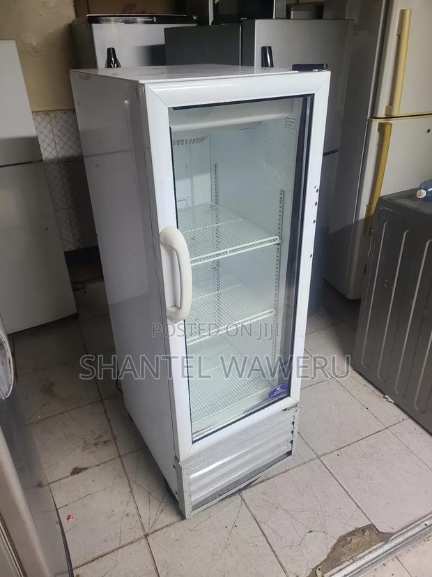 Unique Medium Display:Fridge - main view