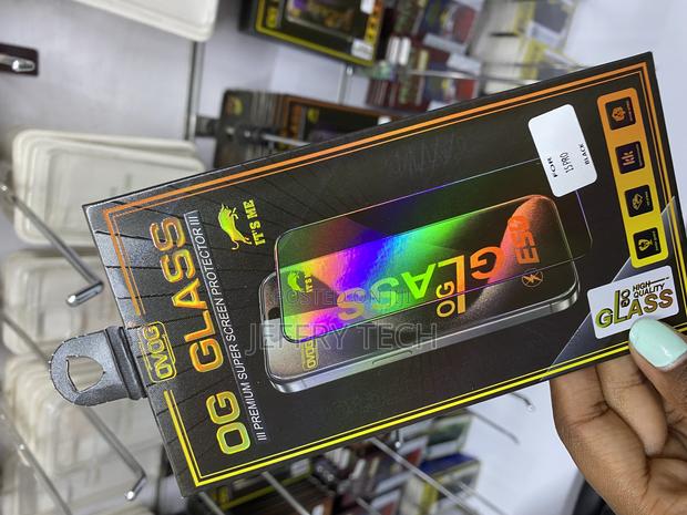 Goldone Sparrow iPhone 15 Glass Og Privacy Screen Protector - thumbnail 2