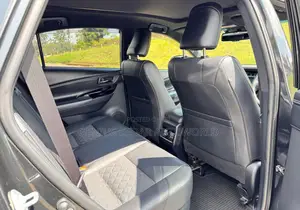 Toyota Harrier 2019 Black