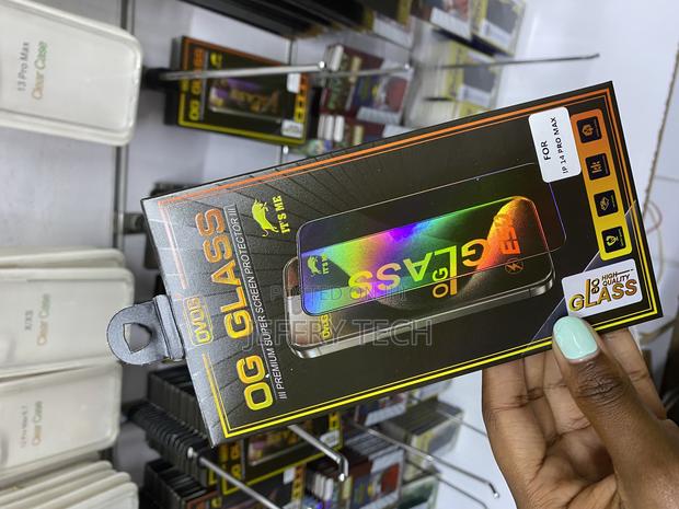 Deppa iPhone 14 Pro Max Glass Privacy Screen Protector - thumbnail 2