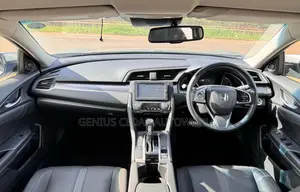 Honda Civic 2018 Silver