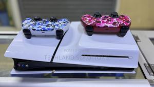 Open Box Ps5 Slim With 2 Pads - thumbnail 2