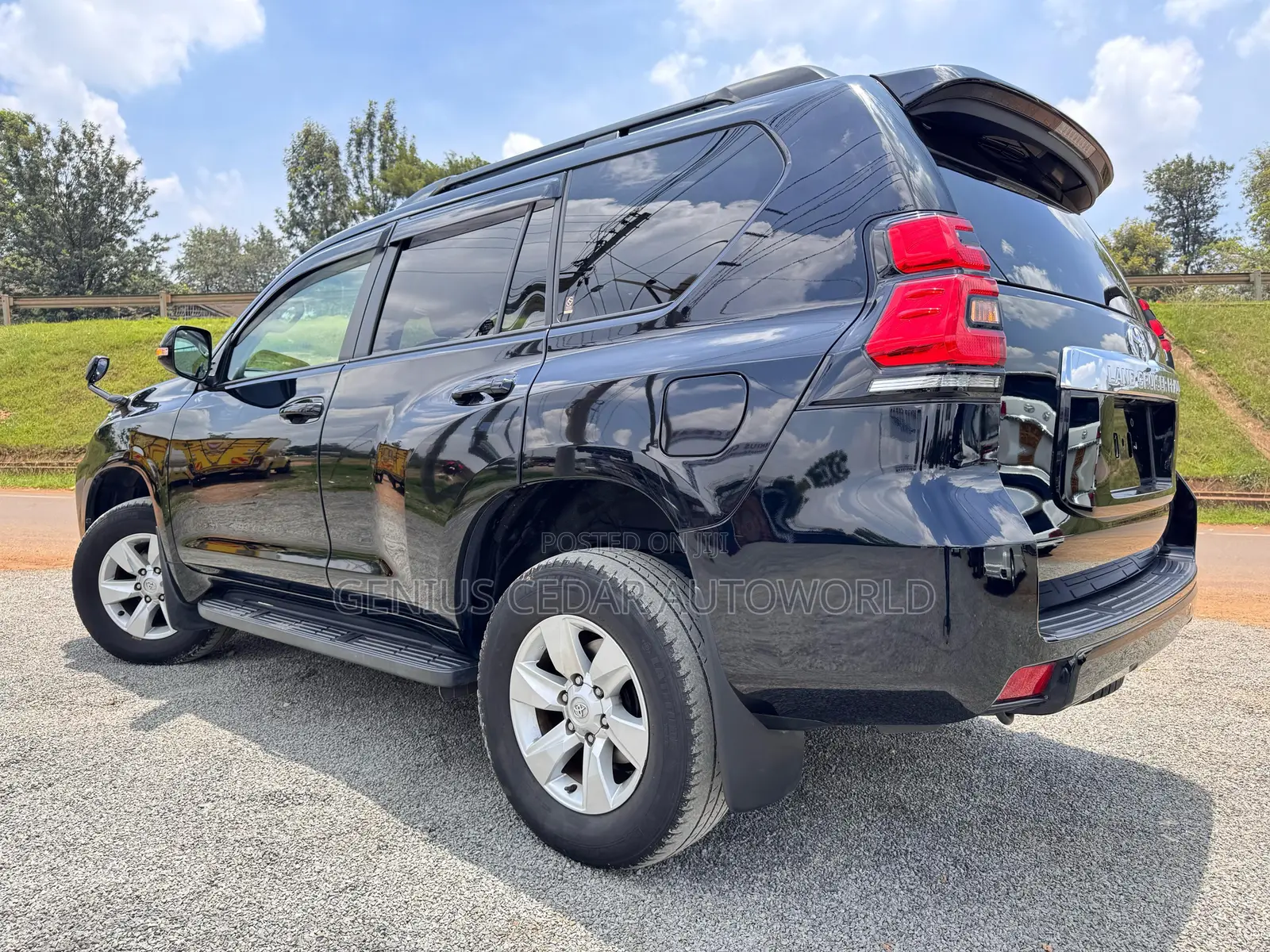 Toyota Land Cruiser Prado 2021 Black