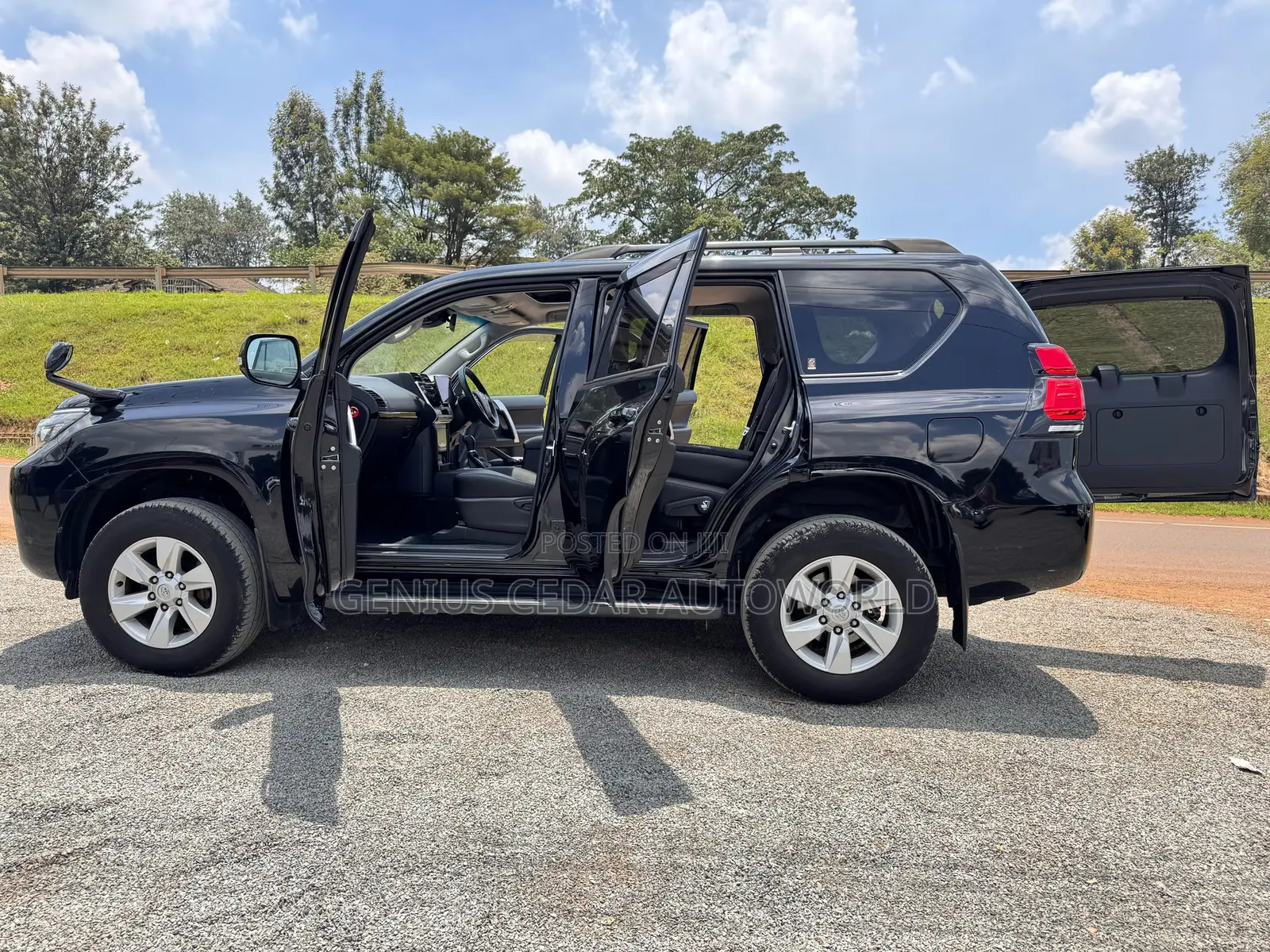Toyota Land Cruiser Prado 2021 Black