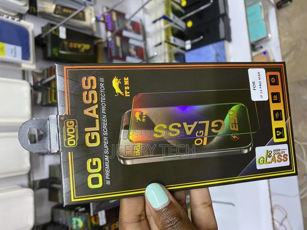 Duolamila Og Tempered Glass for Apple iPhone 13 Pro Max - main view