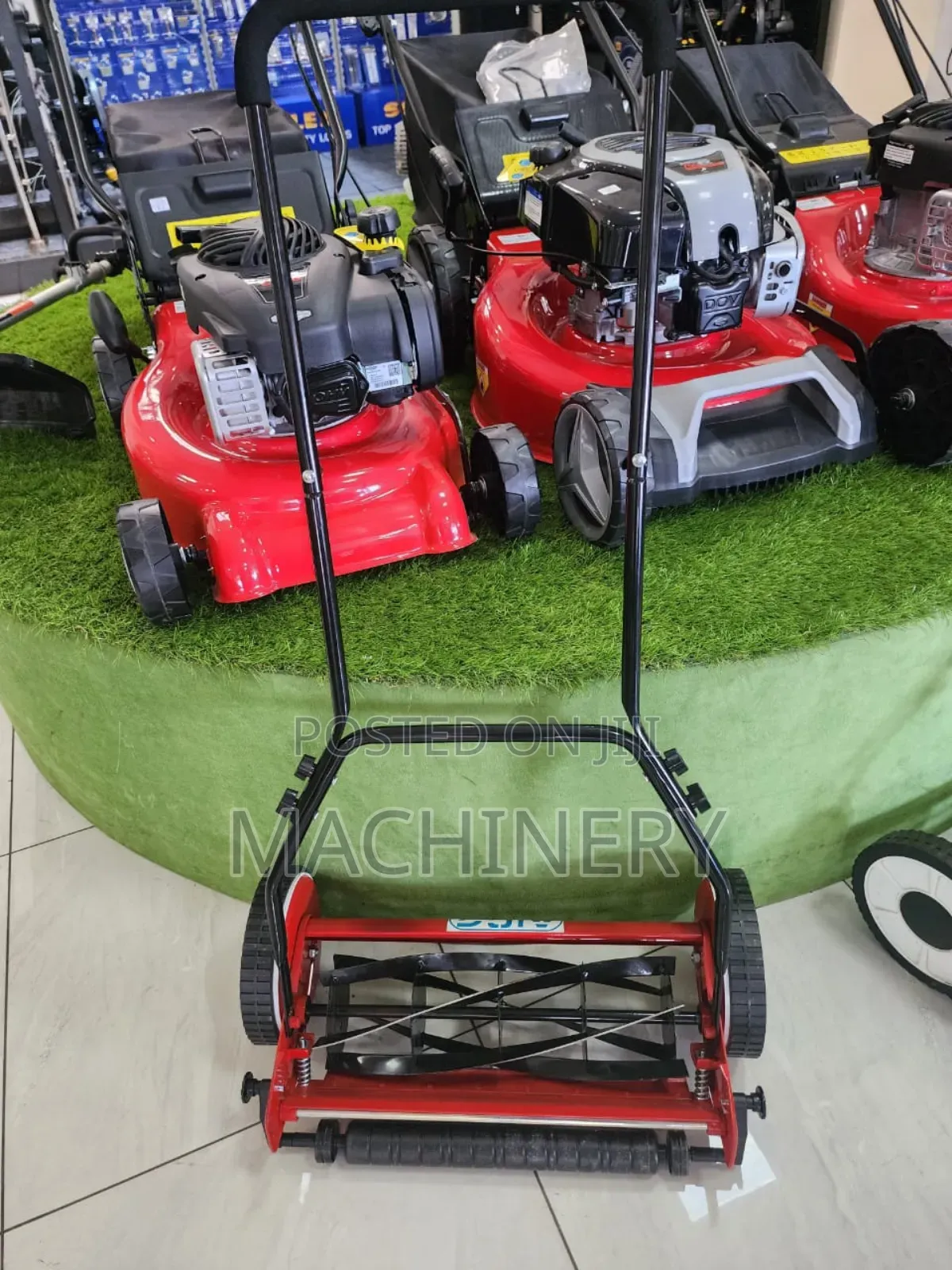 18" Manual Lawn Mower
