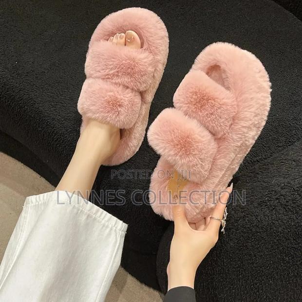 Fluffy Sandals Restocked Fully - thumbnail 7
