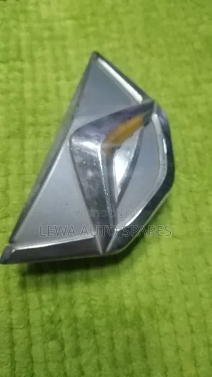 Front Grill Plastic Logo For Toyota Alion