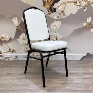 Office Chairs:Cushioned Banquet Office Chair With Iron Frame