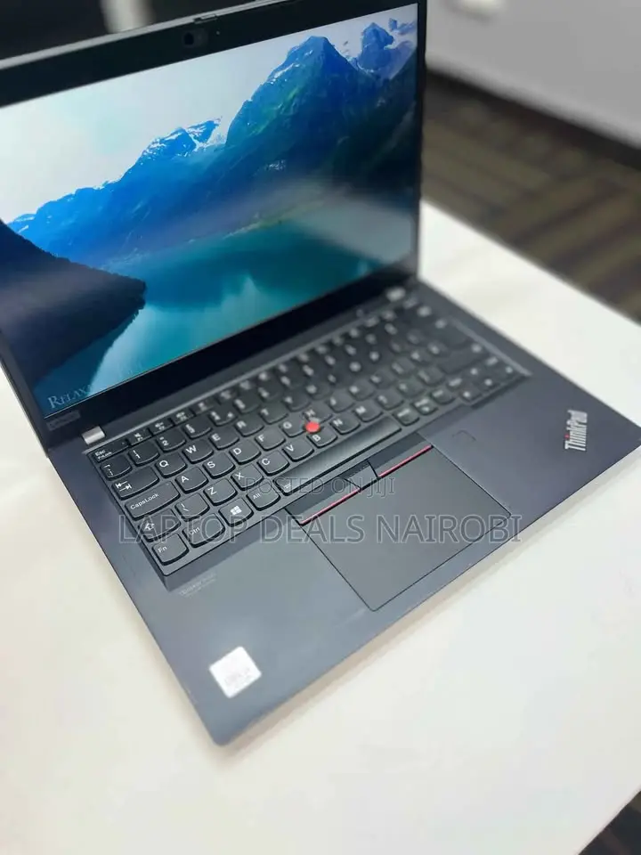 Laptop Lenovo ThinkPad X13 Gen 2 8GB Intel Core I5 SSD 256GB