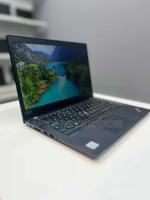 Laptop Lenovo ThinkPad X13 Gen 2 8GB Intel Core I5 SSD 256GB