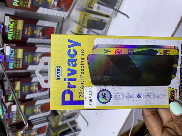 Koala Privacy Anti Static Glass Protector for iPhone 16 Pro - main view