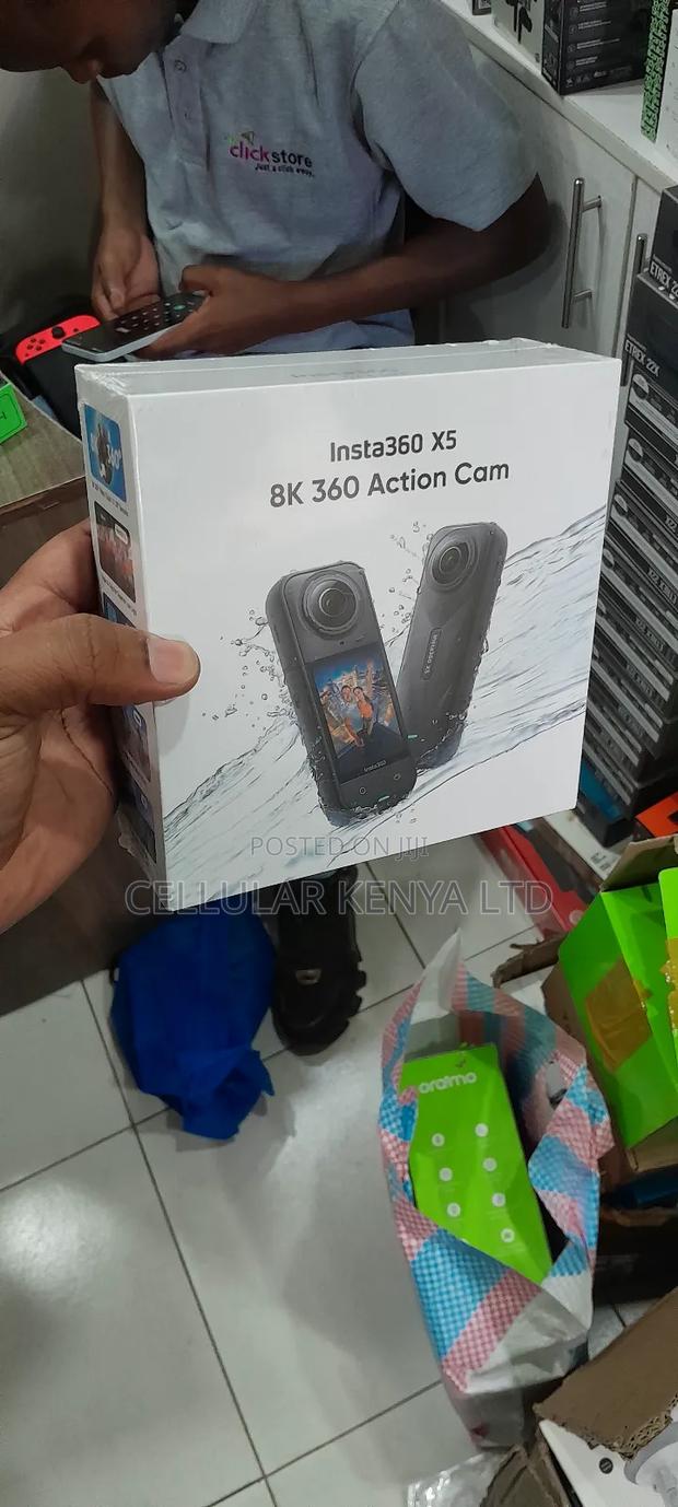 Insta360 X5 Flagship 360o Action Camera - main view