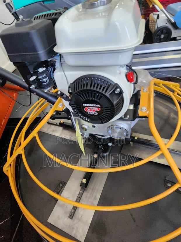 Honda Power Trowel/Floater - main view