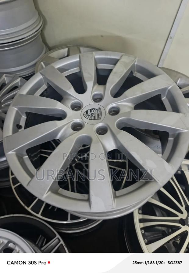 Size 20 Inch Porche Sport Rims