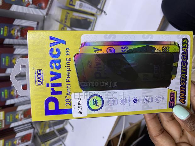 Esd Anti-Static iPhone 15 Pro Tempered Glass Black Protector - thumbnail 2