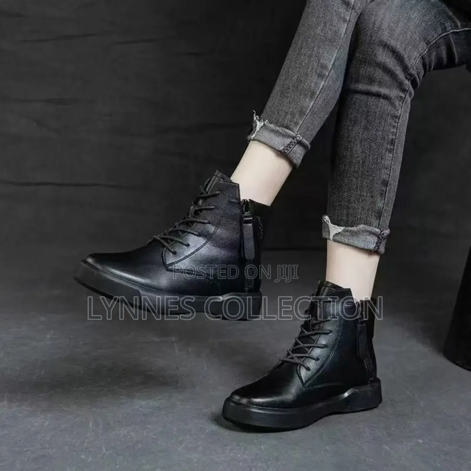 Ladies Leather Cash Boots