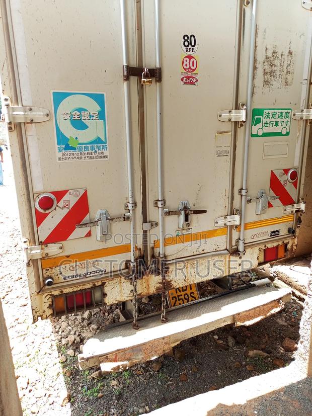 Isuzu Elf (Smoother) - thumbnail 4