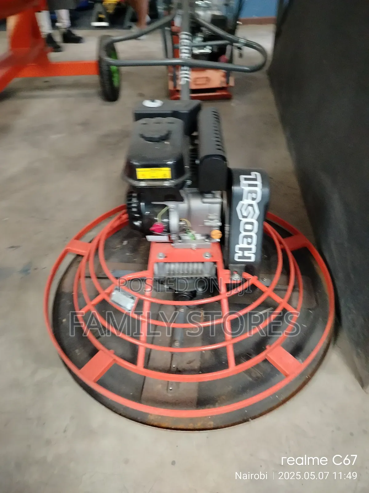 Heavy Duty Power Float With Pan Petrol Powered