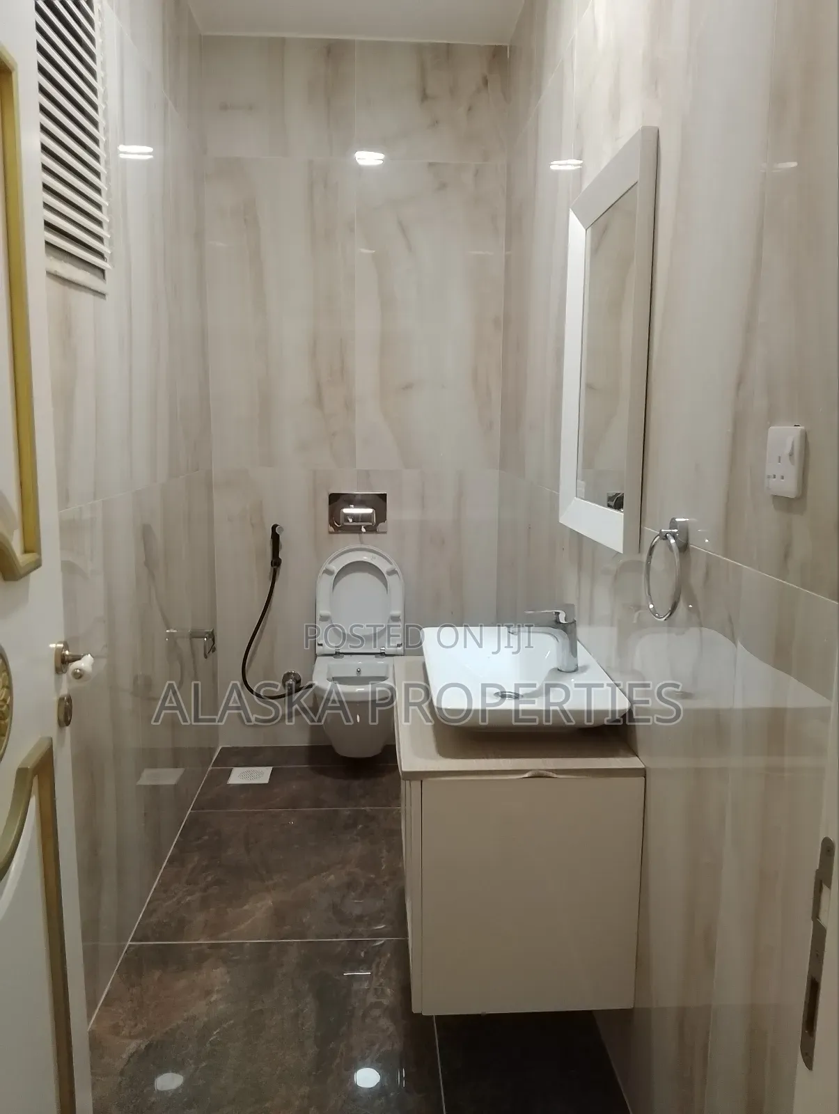 3bdrm Apartment in Nyali Estate for rent
