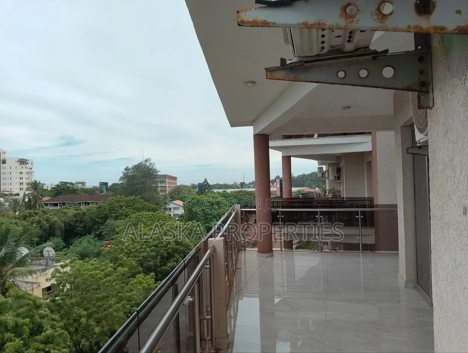 3bdrm Apartment in Nyali Estate for rent