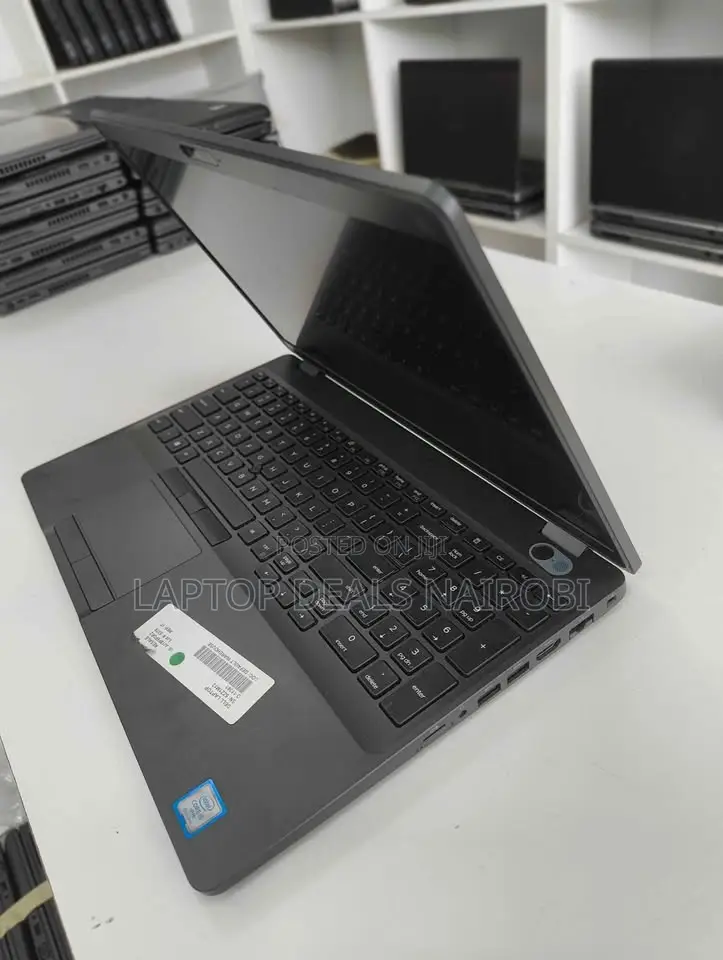 Laptop Dell Latitude E5500 16GB Intel Core I7 SSD 512GB
