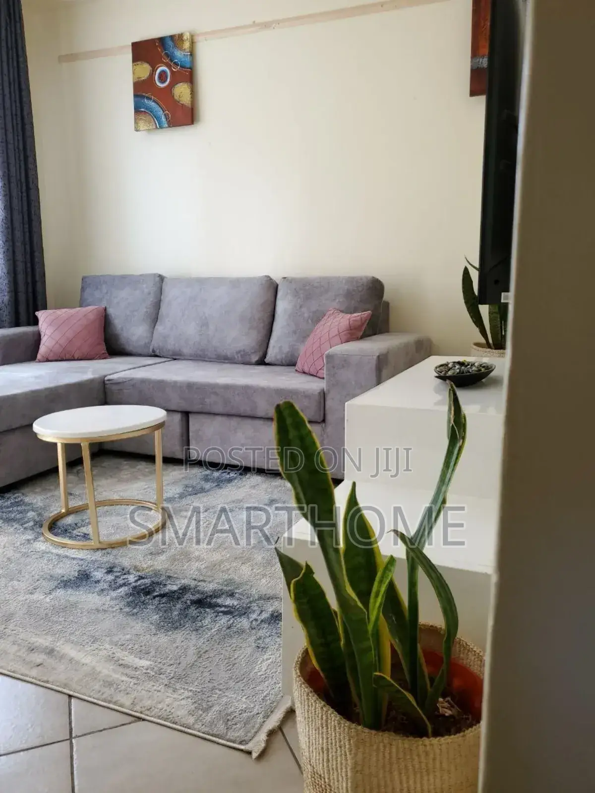 Air BNB in Shopping Centre Area