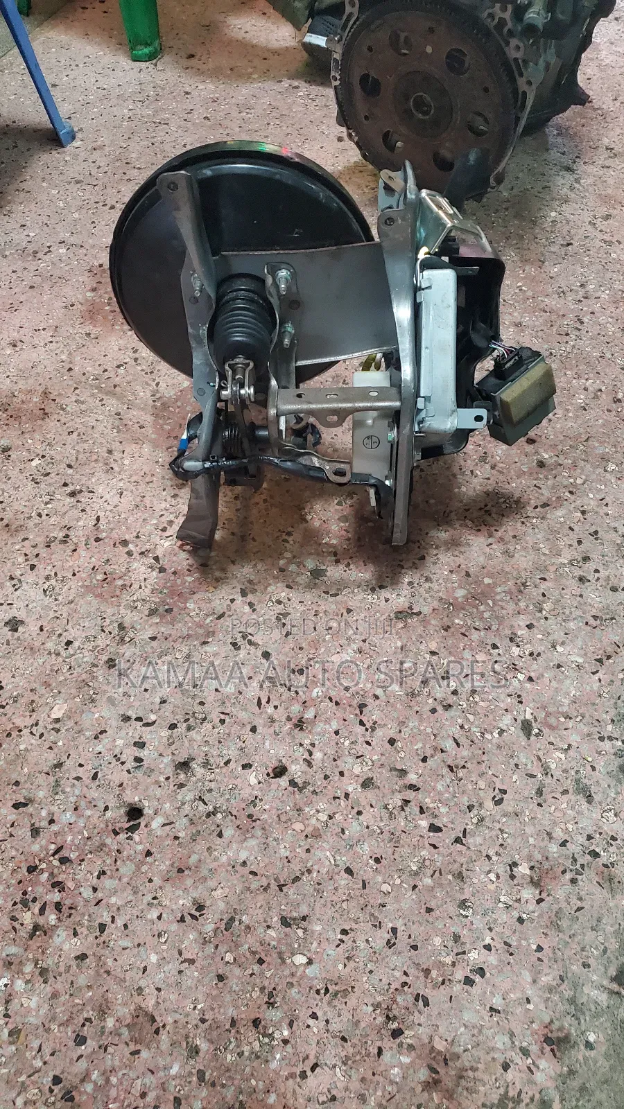 Toyota Dyna Brake Booster (Complete)