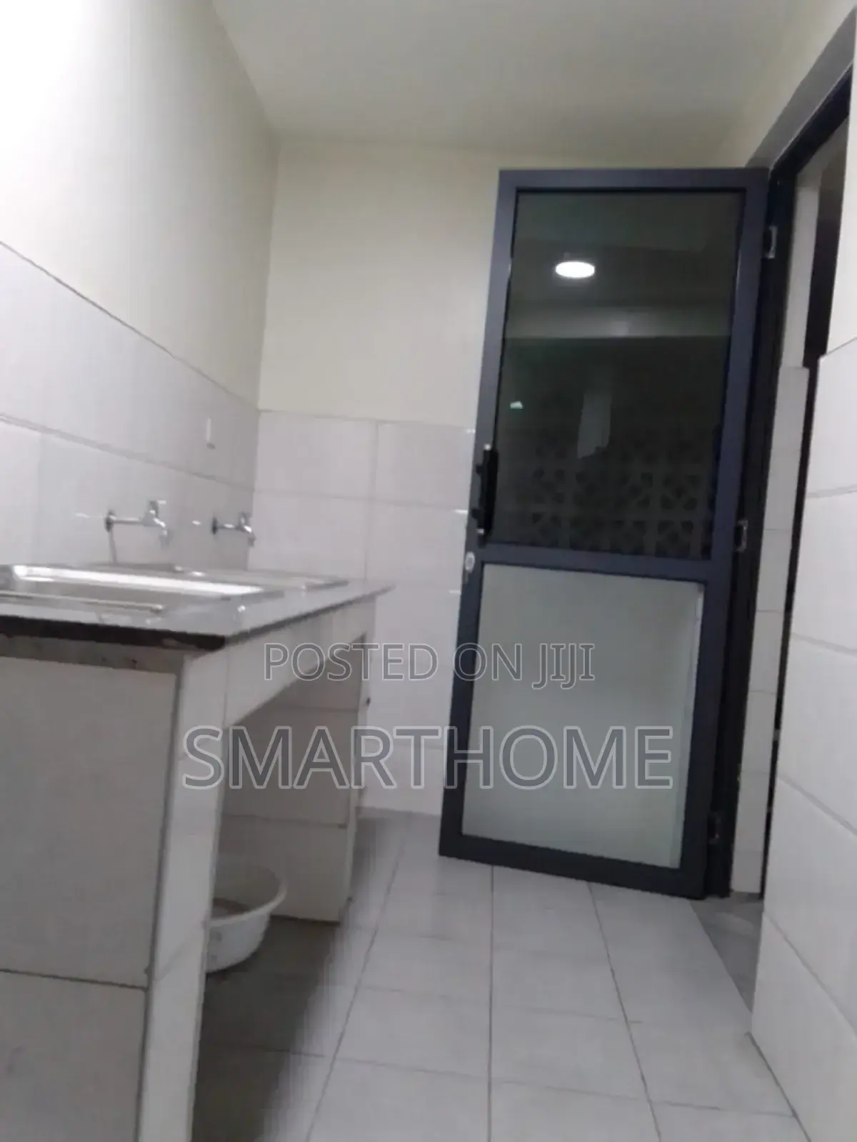 2 Bedroom With a Gym Available in South B