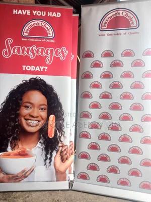 Broad Base Roll Up Banner
