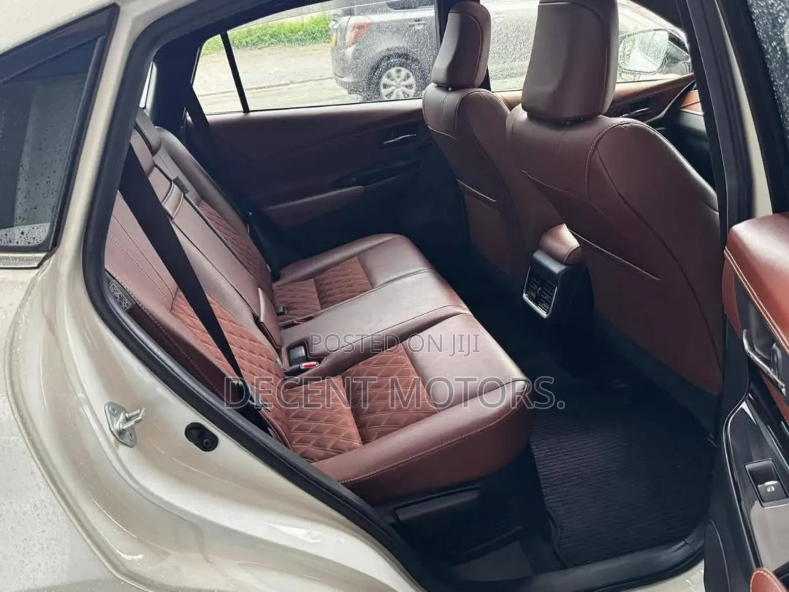 Toyota Harrier 2.0 Turbo 2019 White