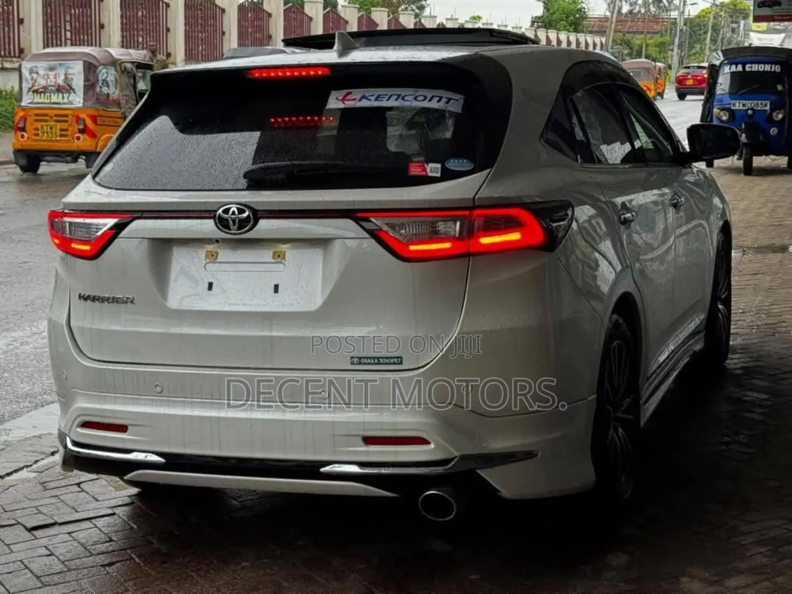 Toyota Harrier 2.0 Turbo 2019 White