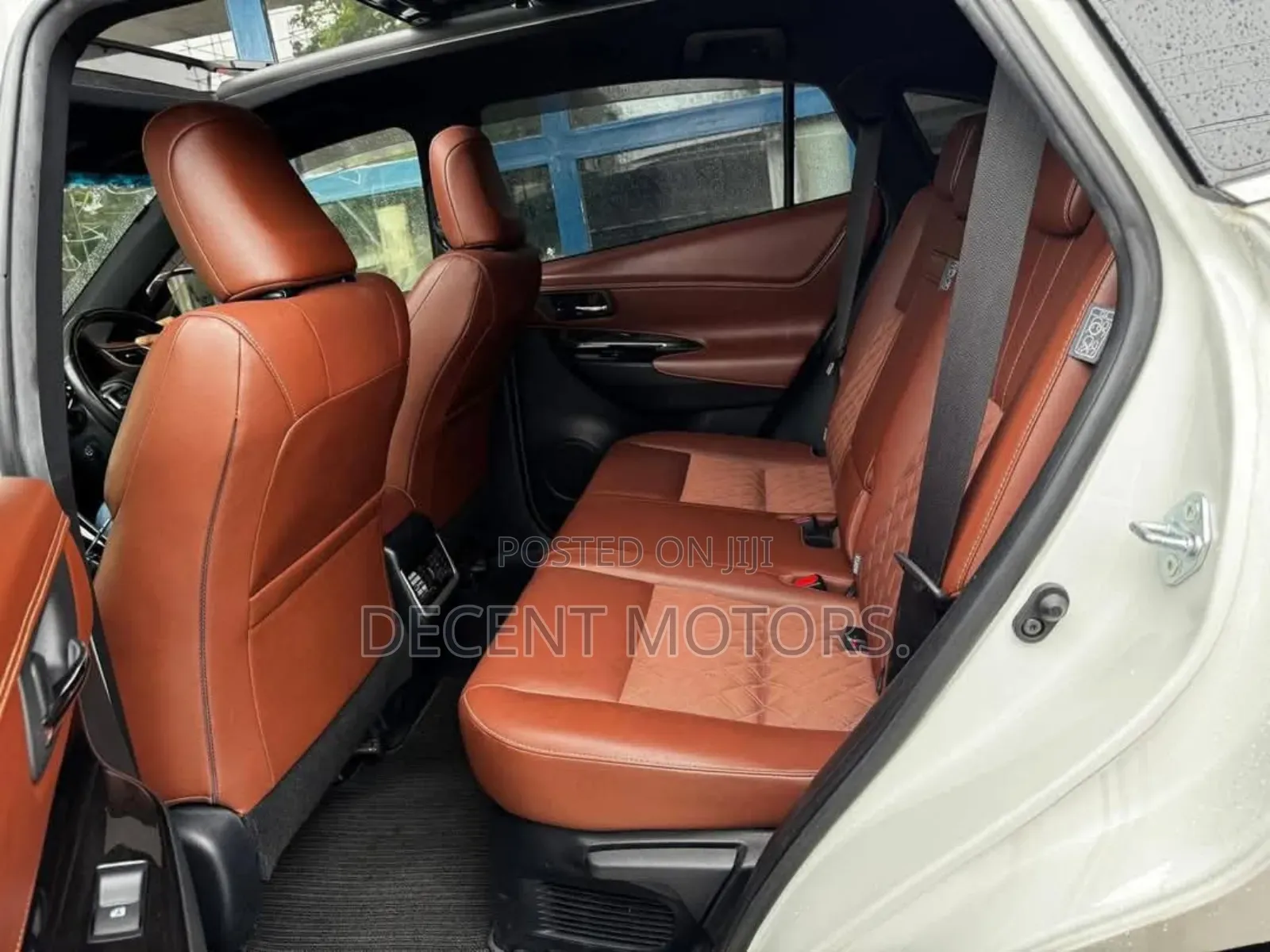 Toyota Harrier 2.0 Turbo 2019 White