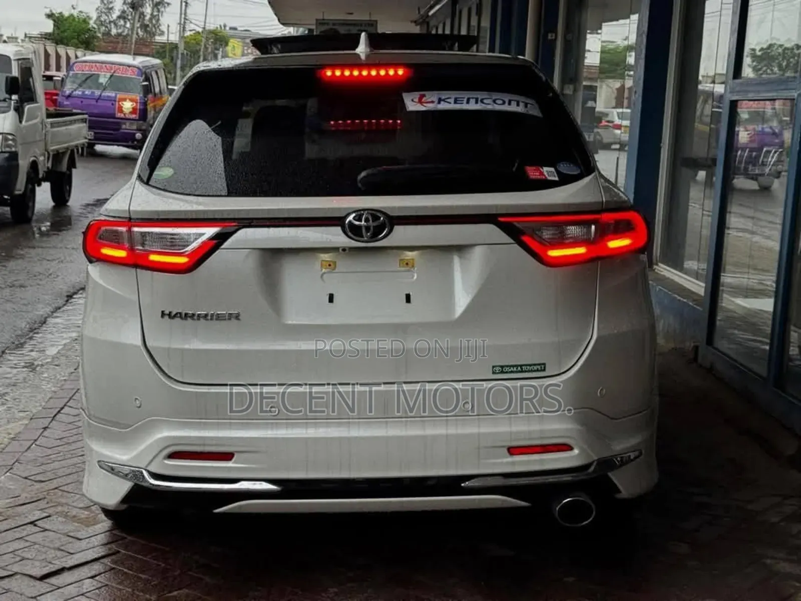 Toyota Harrier 2.0 Turbo 2019 White