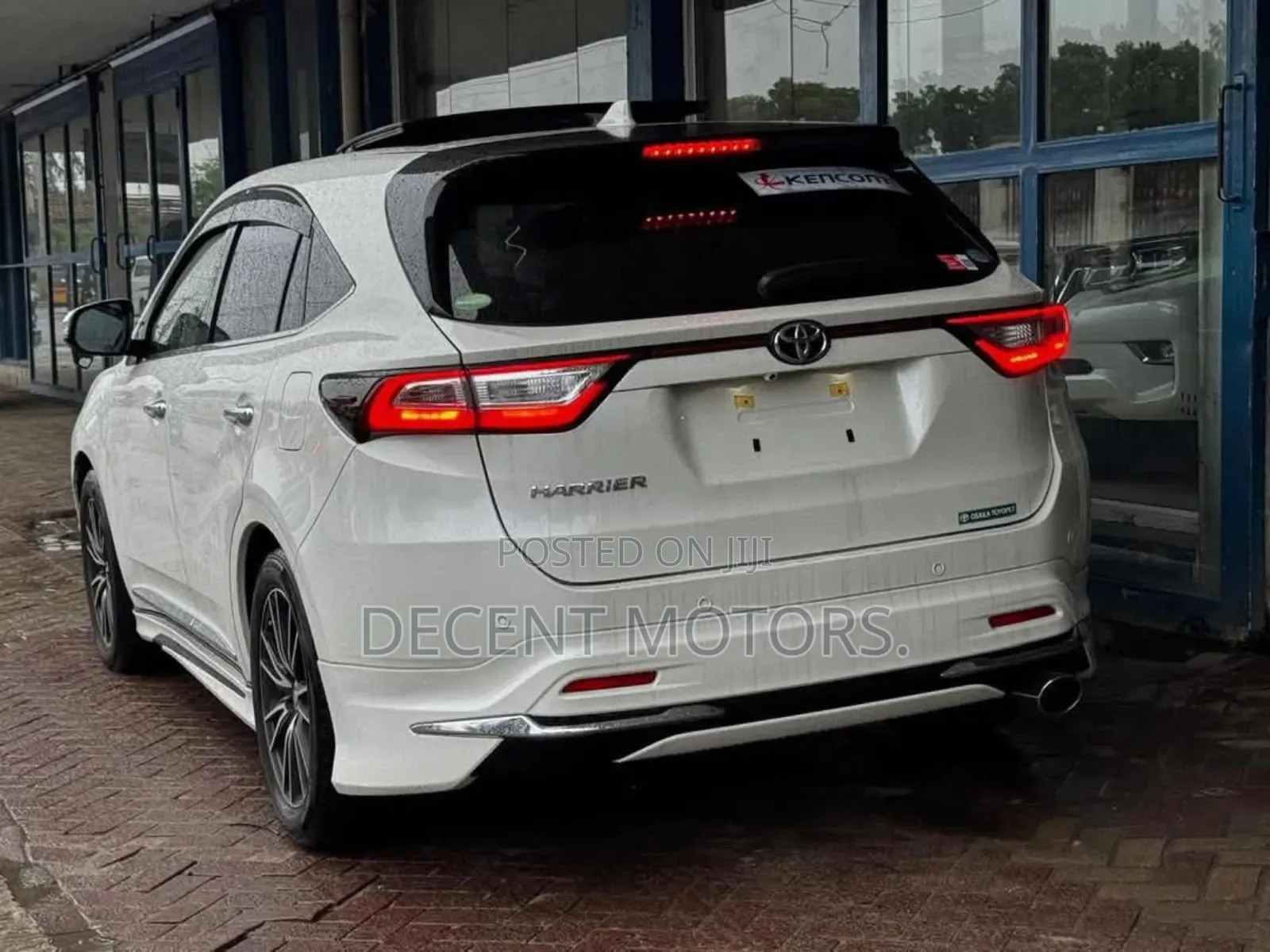 Toyota Harrier 2.0 Turbo 2019 White
