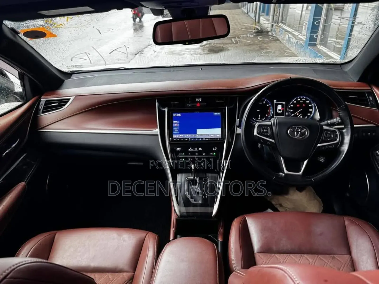 Toyota Harrier 2.0 Turbo 2019 White