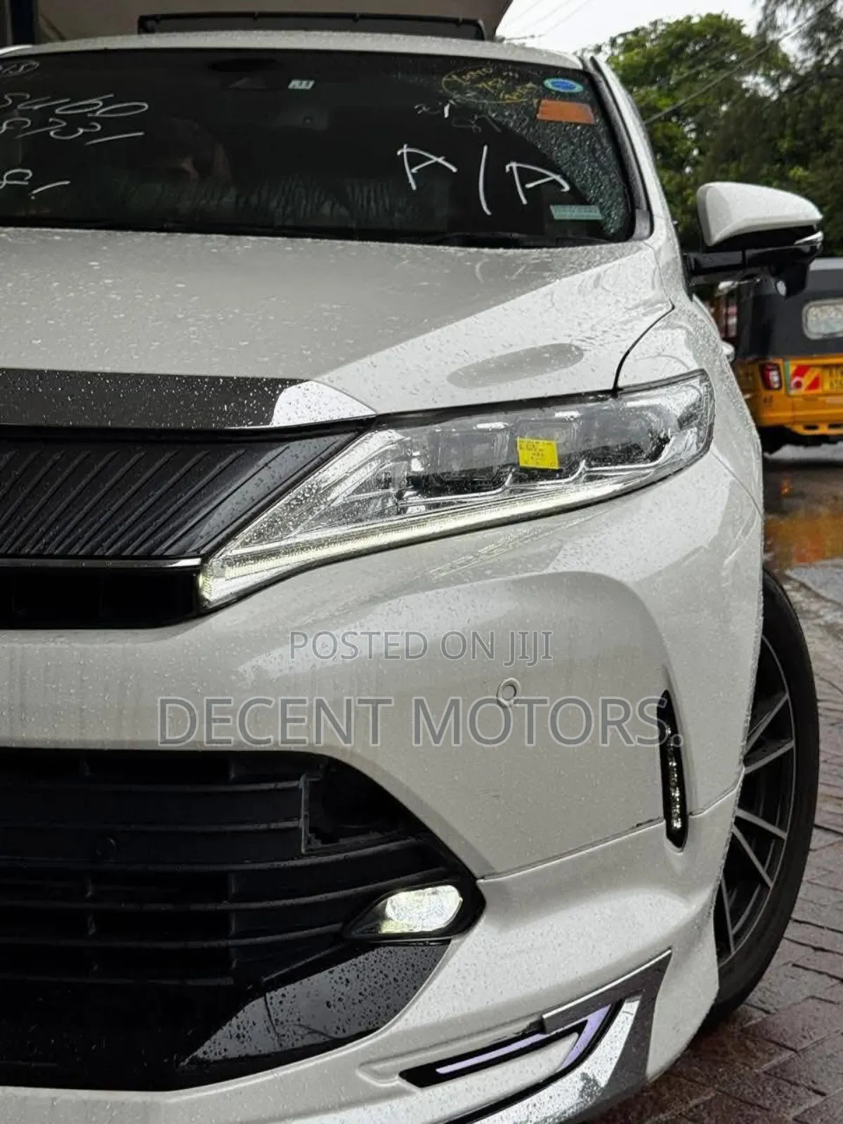 Toyota Harrier 2.0 Turbo 2019 White