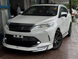 Toyota Harrier 2.0 Turbo 2019 White