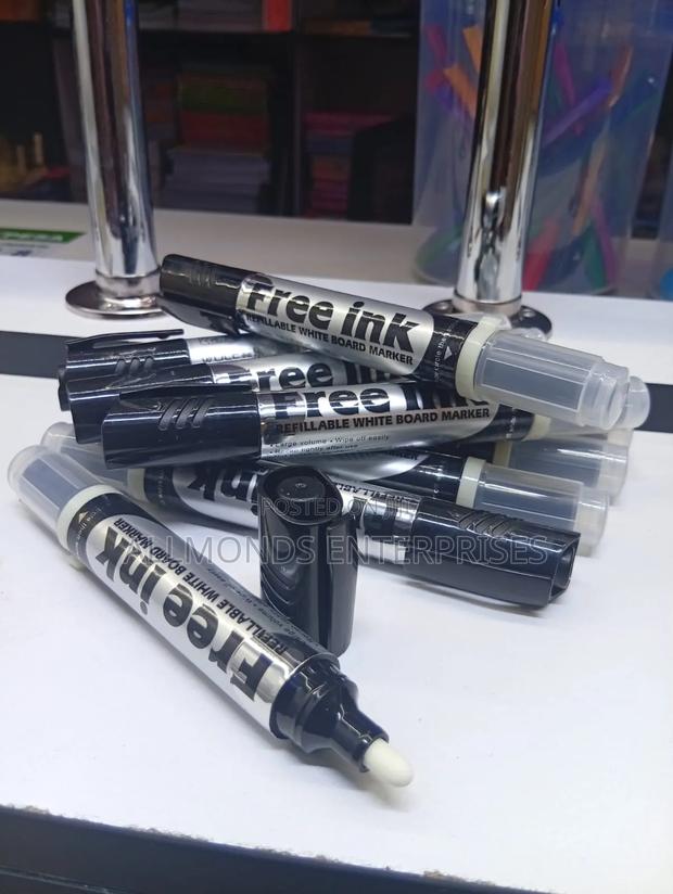 Free Ink Whiteboard Refillable Marker Pens - main view