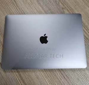 Laptop Apple MacBook Pro 2022 M2 8GB Apple M2 SSD 512GB