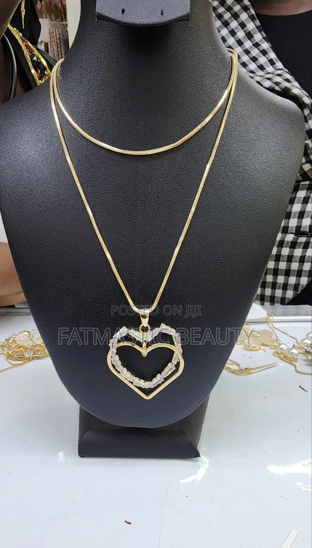 Long Chains - thumbnail 2