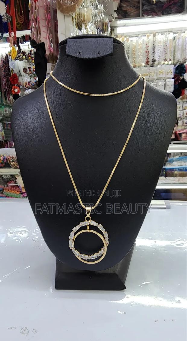 Long Chains - thumbnail 3