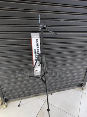 Tripod Tall Stand