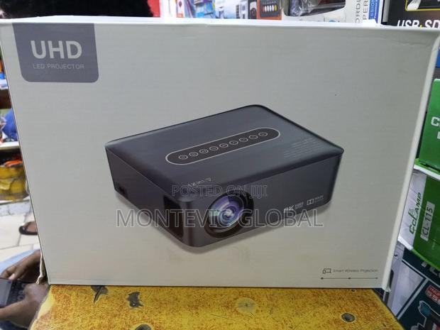 Uhd Led Projector - main view