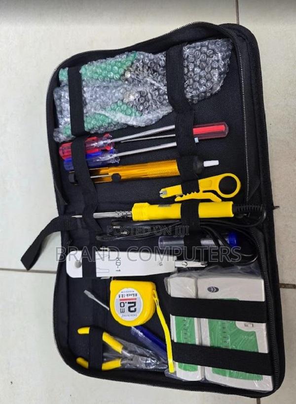 Multifunctional Network Tool Kit - main view