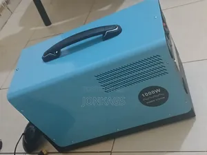 2 Way Solar Power Bank 1000 Watts + Solar Panel